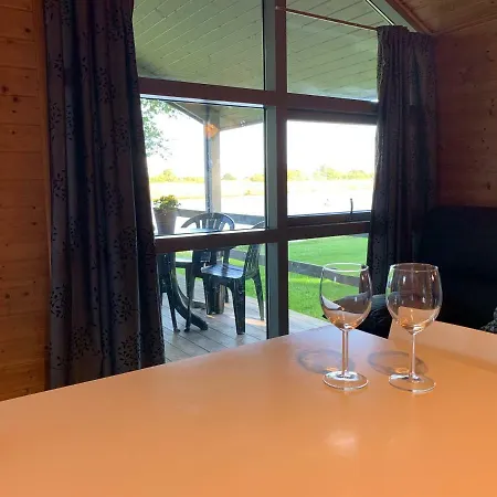 Tangloppen Camping & Cottages Ishøj Extérieur photo